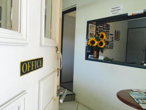 Előcsarnok, Gin Gin Village Motor Inn Motel QLD in Gin Gin