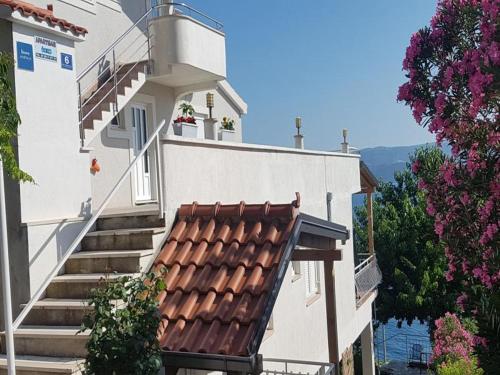 Apartments Coko - image 7