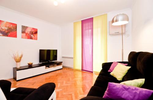 

Puerta del Sol Great Location Apartment