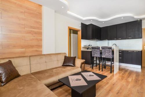 Cozy 1BD Flat with Parking & Balcony in Central Sofia by Flat Mаnager, Sofía (foto 3)