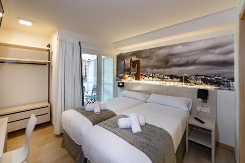 Atotxa Rooms - image 10