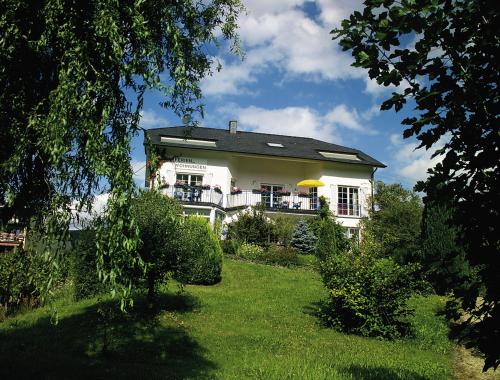 Weingut Bernd Hermes - Apartment - Kröv