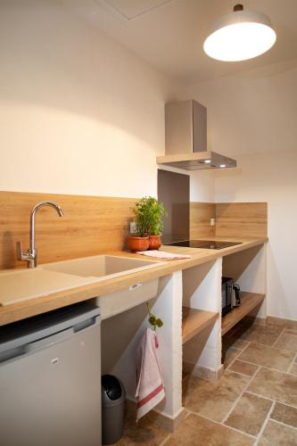 L'Hote Antique - MAISON D'HOTE- 4 Suites avec cuisine - 주방