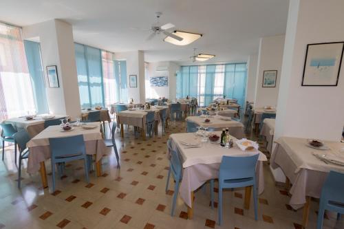 Hotel Tre Assi - image 4