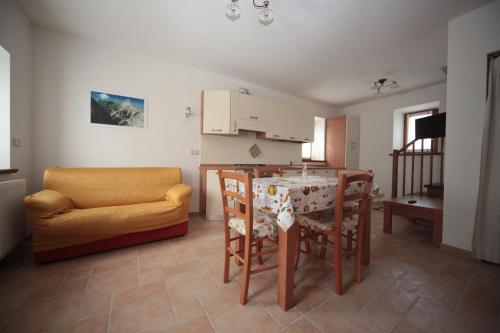One Bedroom Apartment Lesca