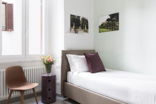 Rome Accommodation Villa Borghese - image 5