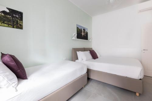 Rome Accommodation Villa Borghese - image 3