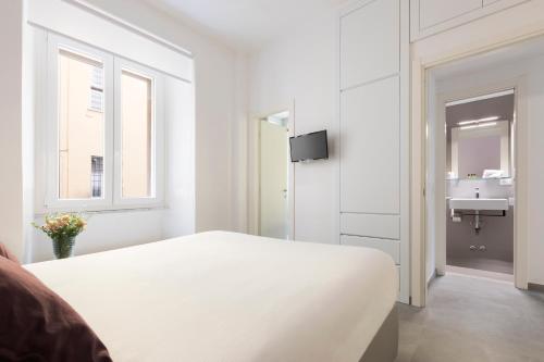 Rome Accommodation Villa Borghese - image 7