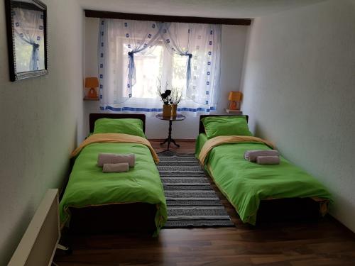 Four-Bedroom Holiday Home image 7