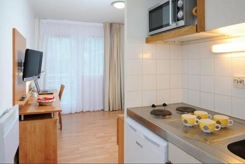 Séjours & Affaires Courbevoie Grande Arche - image 11