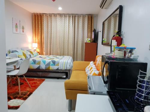 Guestroom, Cityscape Residences Unit 510 in Bacolod (Negros Occidental)