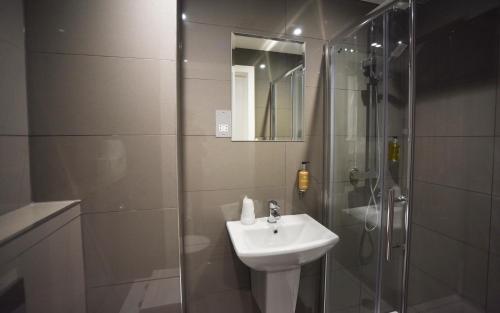 Trebovir Hotel - image 2
