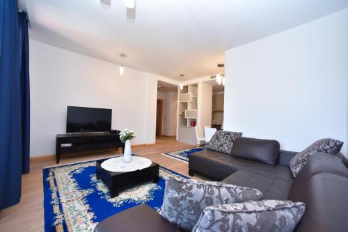 Apartment with Sea View image 2