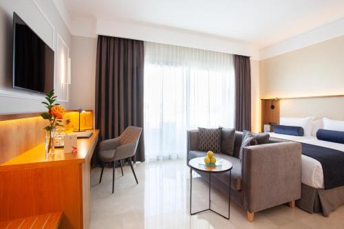 Grupotel Playa de Palma Suites & Spa - image 2