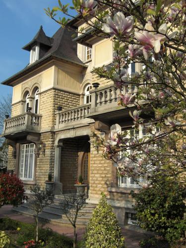 Le Castel Guesthouse - image 14