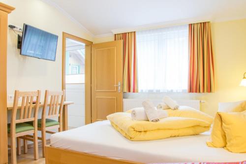 Hotel Gell - image 11