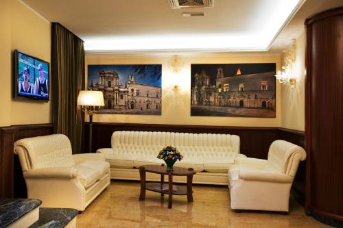 Lobby, Hotel Rojan in Sulmona City Center