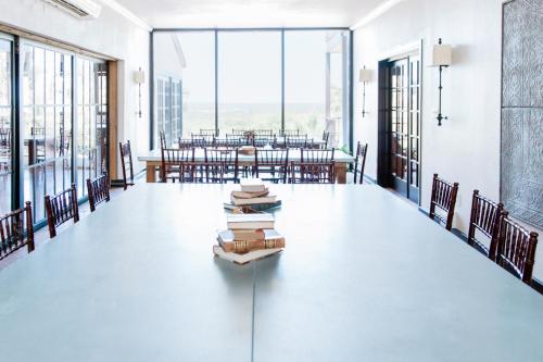 Hillside Boutique Hotel - image 12