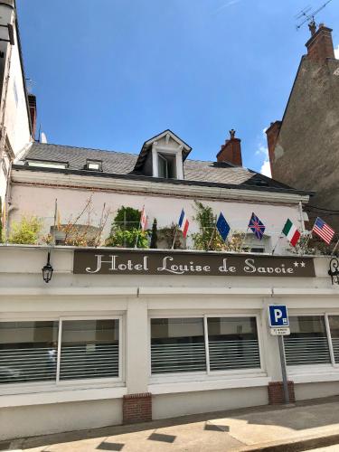 Logis Hotel Louise de Savoie - 숙소 외관