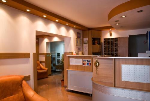 Hotel Est, Bucarest (foto 10)