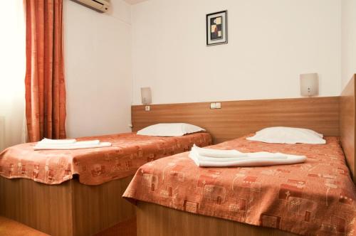 Hotel Est - image 7