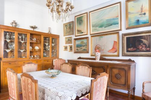 Plaka Vintage, Athens (photo 7)