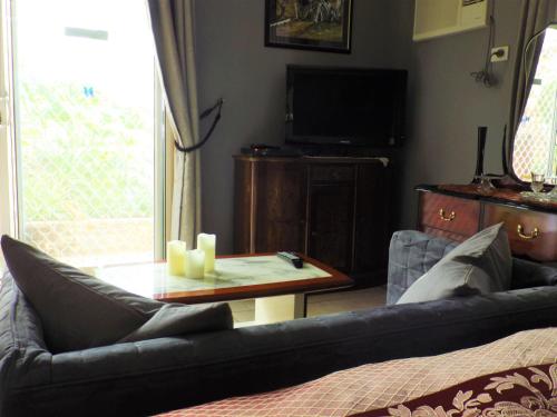 York's Lookout Lodge Bed And Breakfast