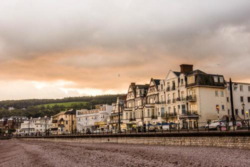 Kingswood Devoran Hotel Sidmouth Price Address Reviews