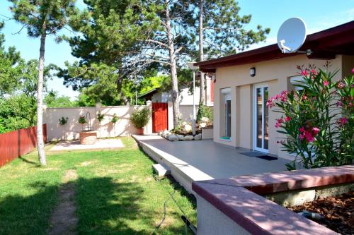  Kenese Panoráma Apartman in Balatonkenese
