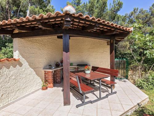  Pleasant Holiday Home in Porec with Swimming Pool in Poreč