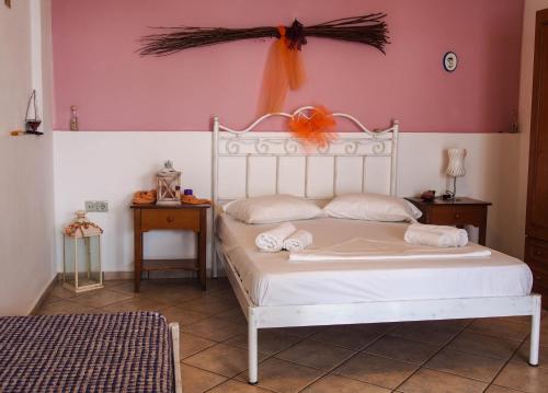 Manos Apartments - image 2