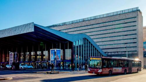 Rome La Sapienza Apartment - image 9