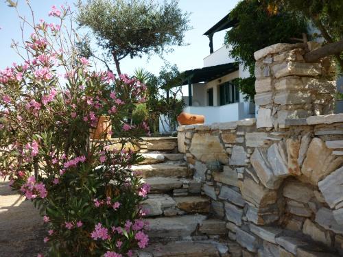  Manolis Farm Guest House in Aliko Beach