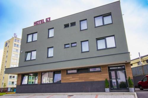 HOTEL 63 in Попрад