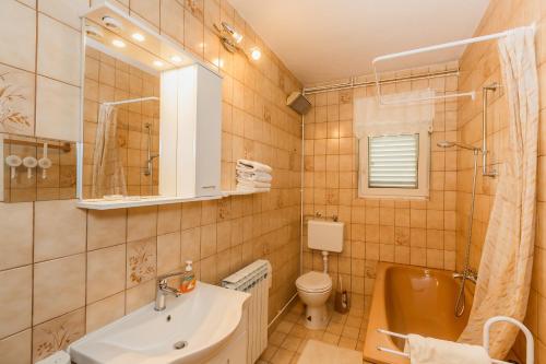 Apartment image 1