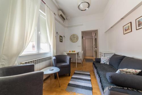 Apartment image 4