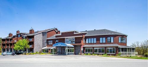 Hotel & Suites Lac-Brome