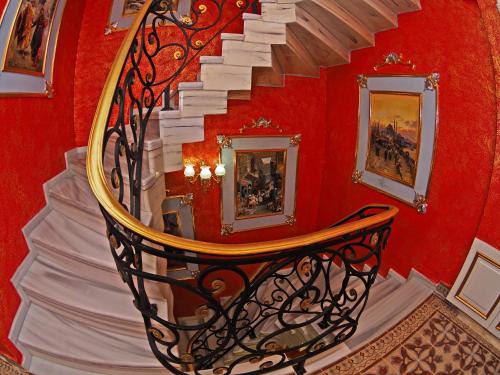 Sirkeci Gar Hotel - image 13