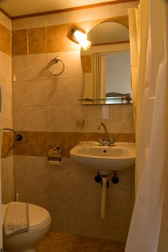 Katerina Rooms & Studios 5