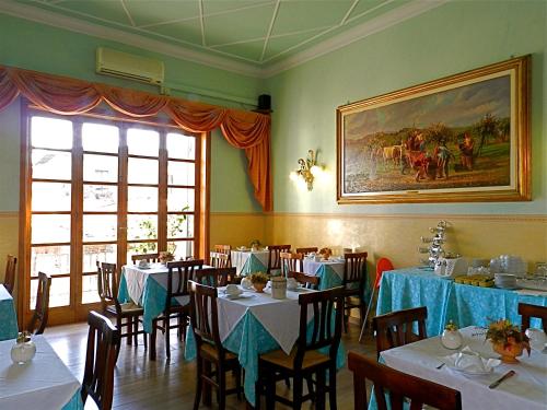 Restaurant, Hotel Desiree in Florence