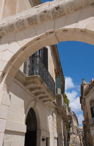 Palazzo de Noha - image 7