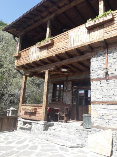 Kyshta za Gosti Gospodevi in Garmen