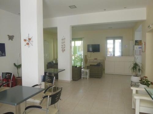 Karafelas Hotel 5