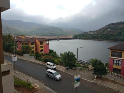 Vishal sarovar lake view