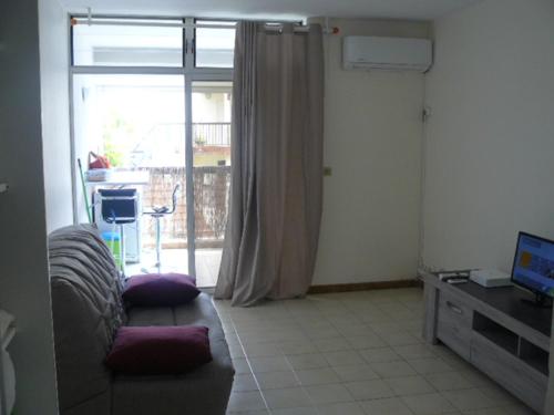 Studio dans residence privee avec piscine
