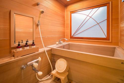 Japanese-Style Deluxe Room with Ocean View - Upper Floor - Non-Smoking 