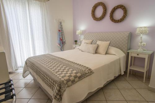 Hotel Cyclades - image 10