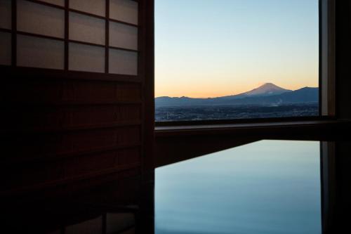 Yokohama Royal Park Hotel