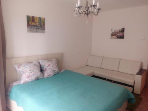 Apartment on Moskovskiy pr. 120 - image 2
