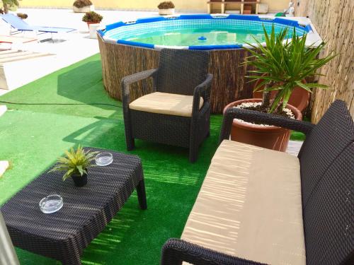  Quarto em Apartamento completo, entre Lisboa e Sintra! in Queluz